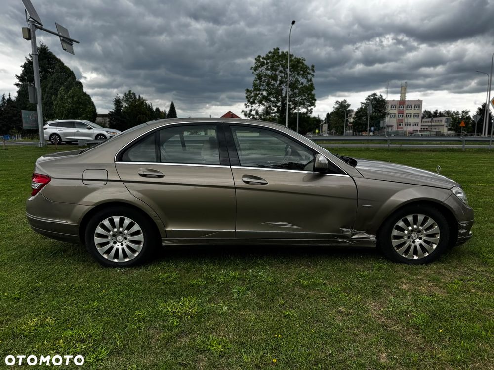 Mercedes-Benz Klasa C - 2