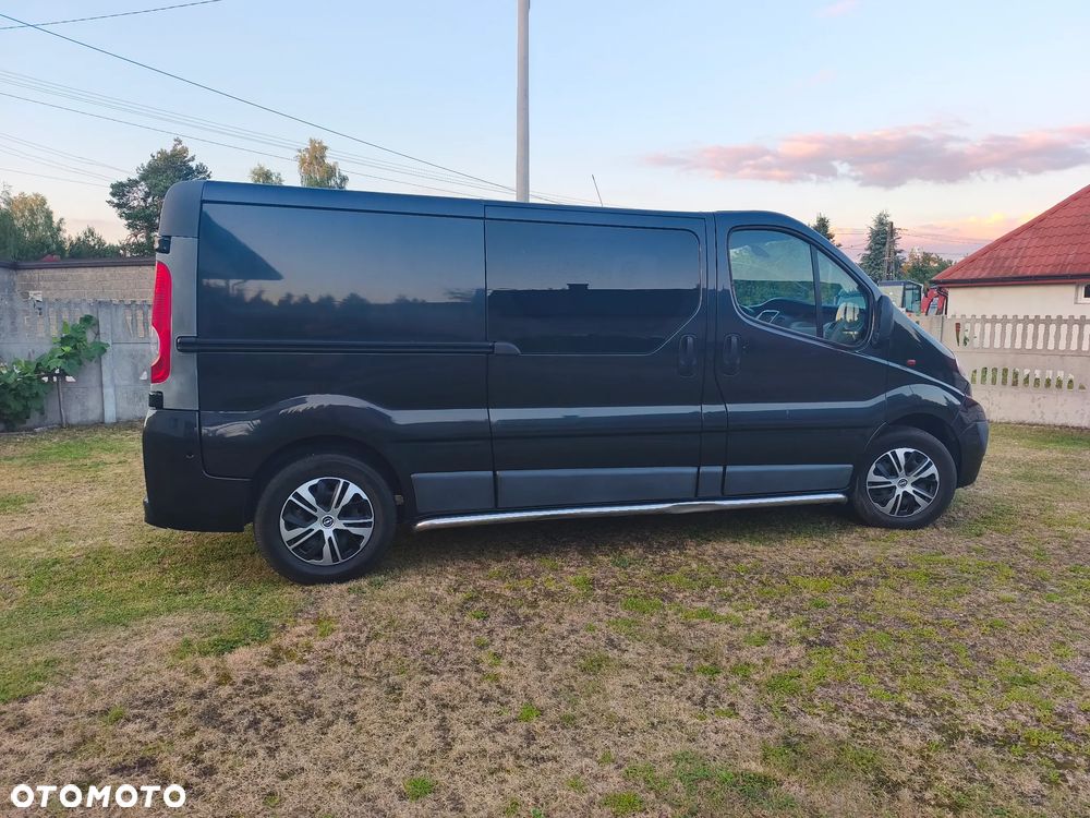 Renault TRAFIC - 12