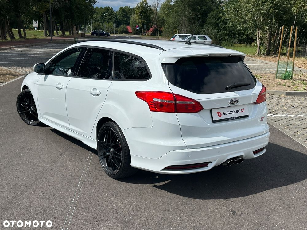 Ford Focus - 6