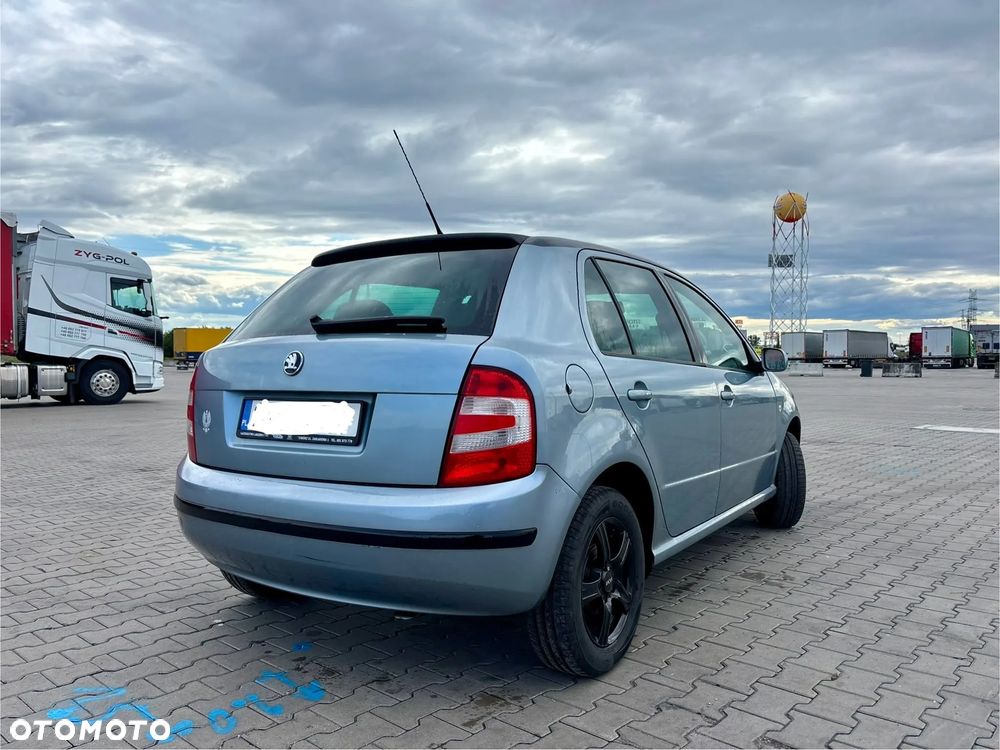Skoda Fabia 1.4 16V Sportline - 3