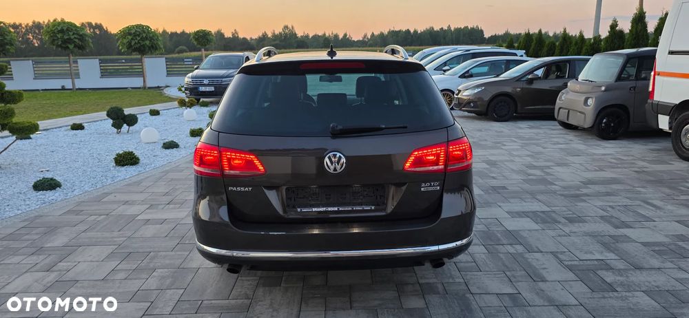 Volkswagen Passat 2.0 TDI 4Mot Highline DSG - 30
