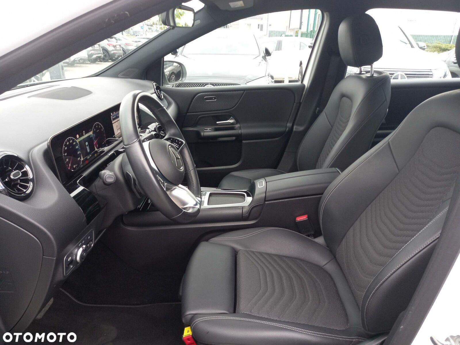 Mercedes-Benz Klasa B 200 7G-DCT - 17