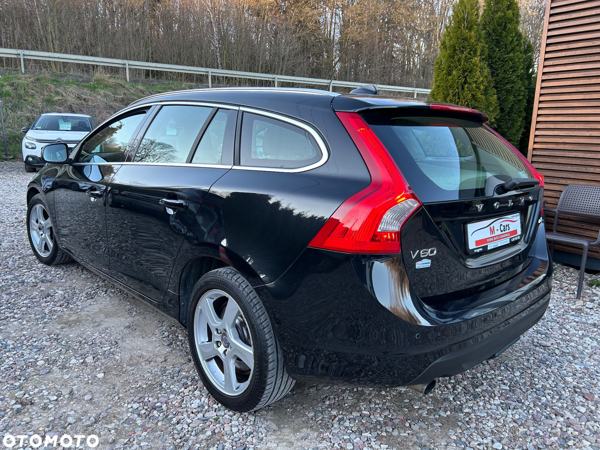 Volvo V60 D2 Summum - 6