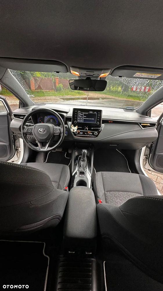 Toyota Corolla - 11