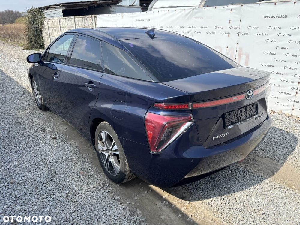 Toyota Mirai - 3