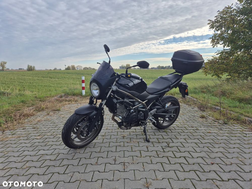 Suzuki SV