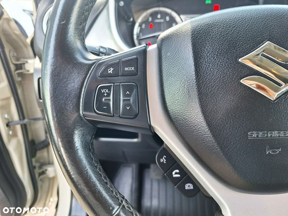 Suzuki Vitara - 16