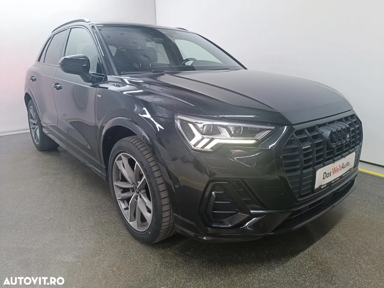 Audi Q3 35 TDI quattro S tronic S line - 5