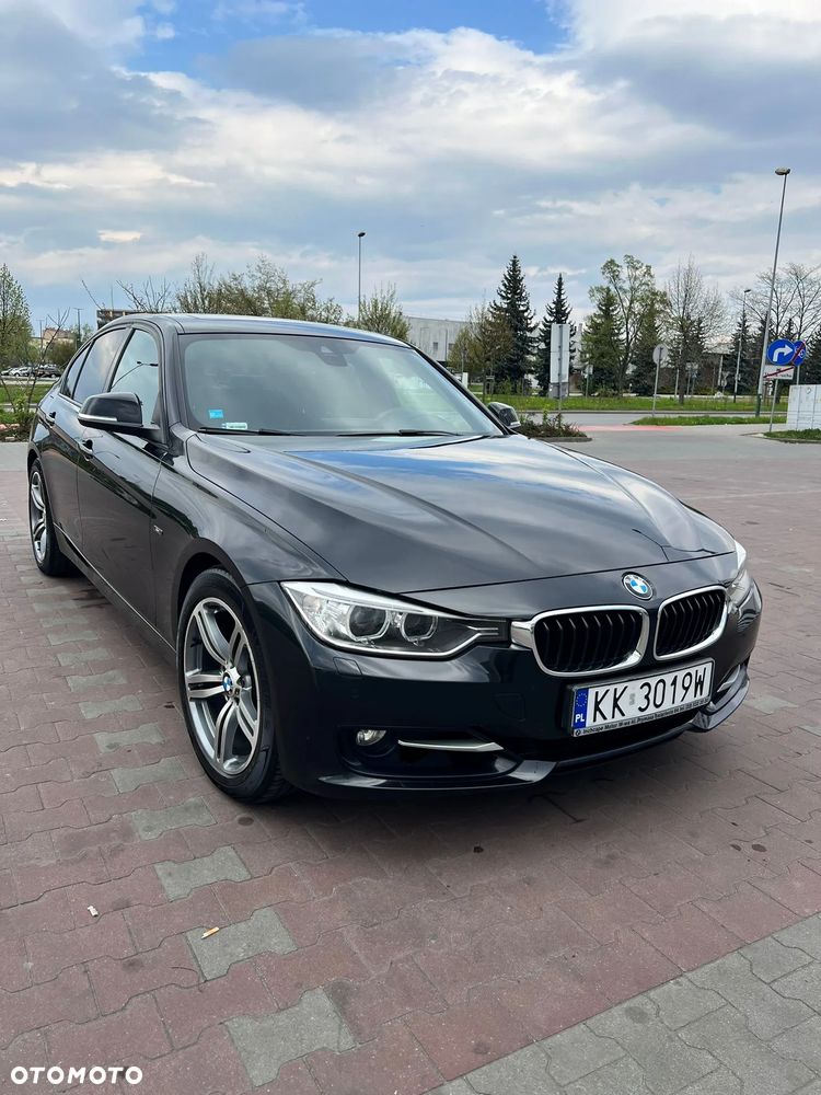 BMW Seria 3 328i Sport Line - 4