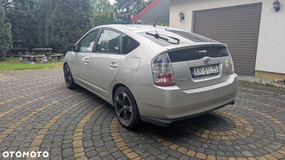Toyota Prius 1.5 VVT-i Sol (nav) - 4