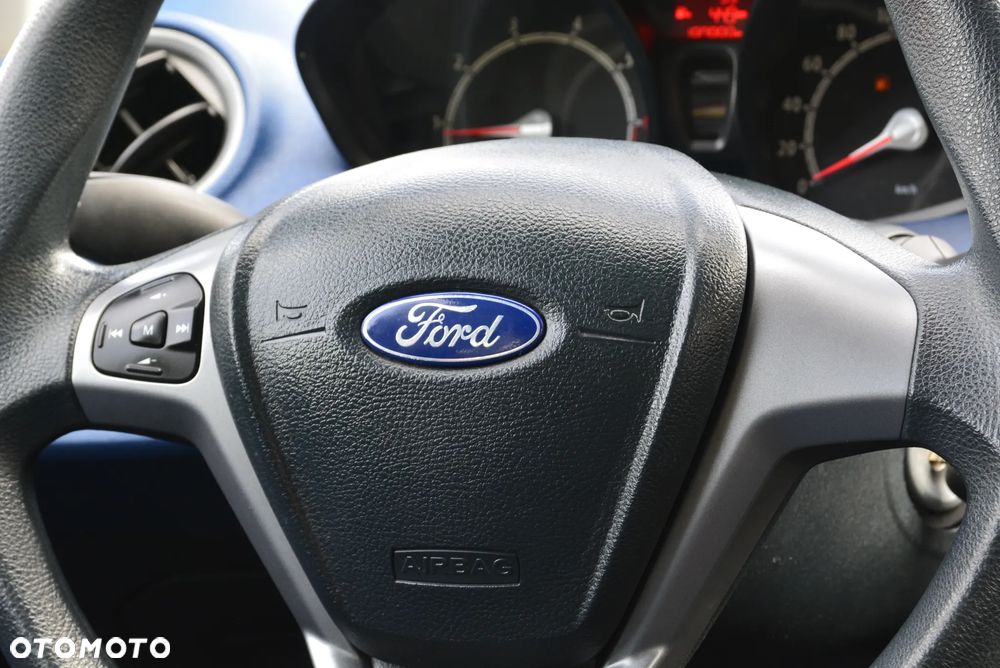 Ford Fiesta 1.25 Titanium - 19