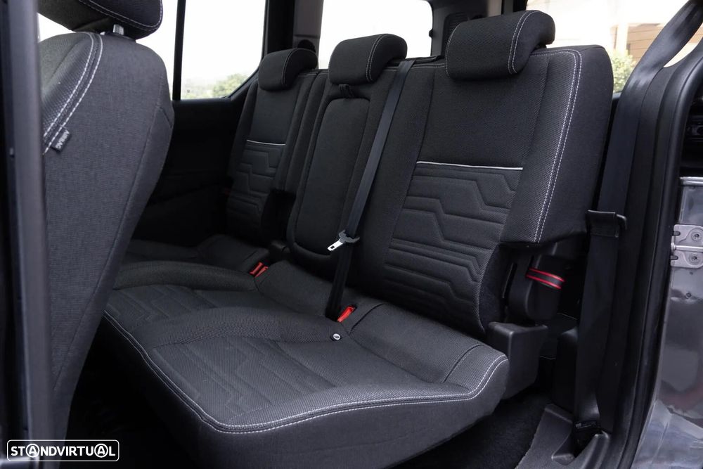 Ford Tourneo Connect 1.6 TDCi Titanium - 10