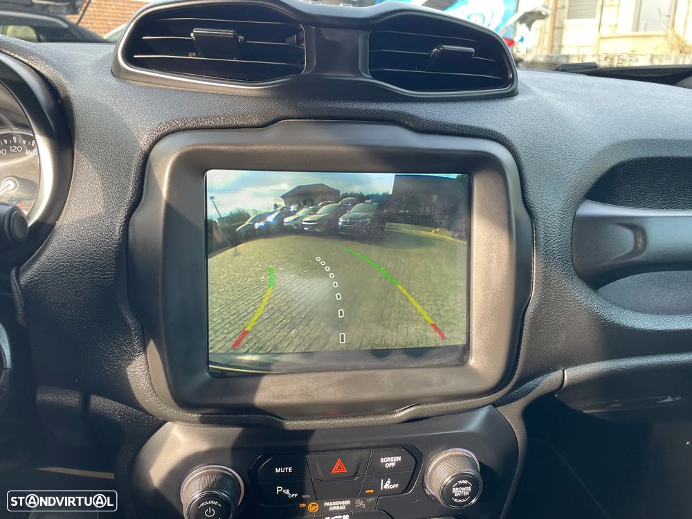 Jeep Renegade 1.0 T Limited - 26