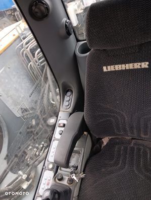 Liebherr A 912 COMPACT - 24
