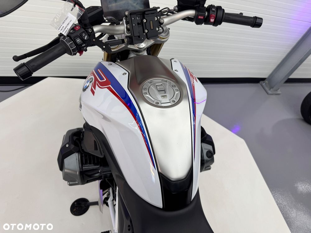 BMW R - 32