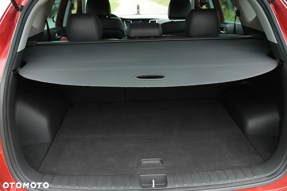 Hyundai Tucson 1.7 CRDI BlueDrive Comfort 2WD - 19