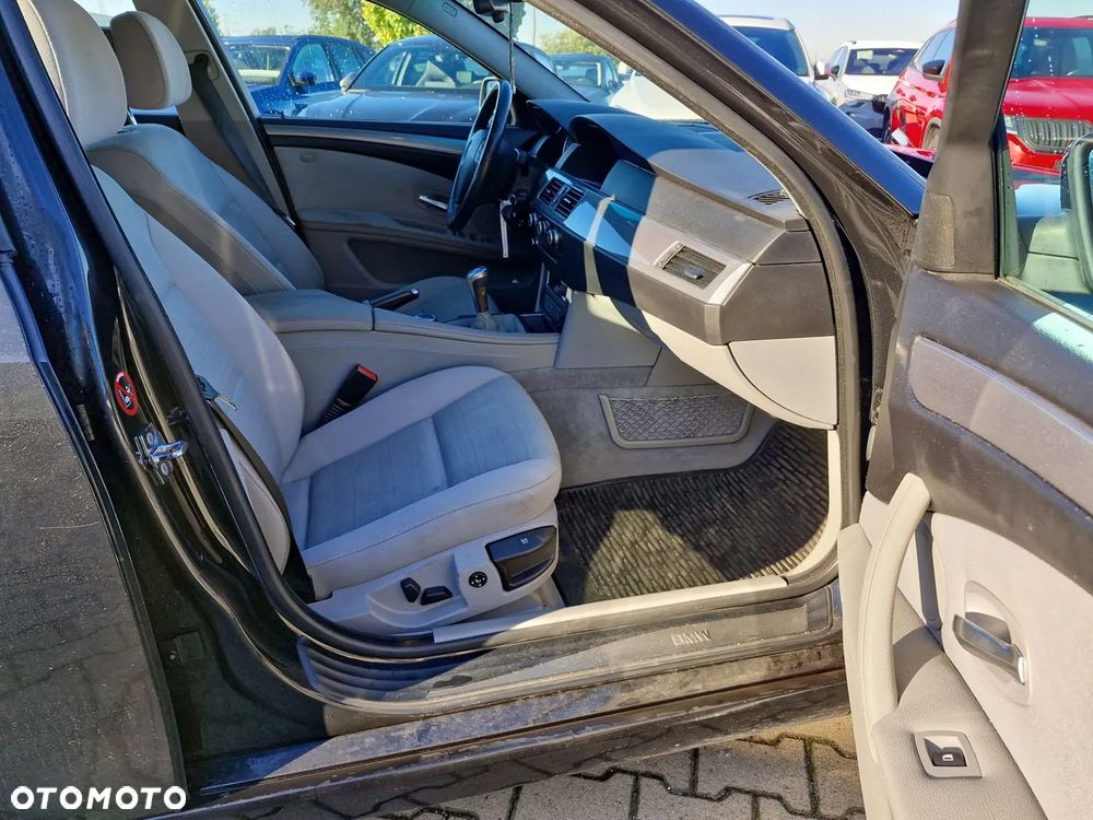 BMW Seria 5 520d Touring Edition Exclusive - 8