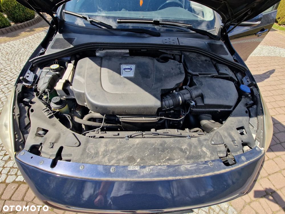 Volvo S60 D3 Geartronic Momentum - 8