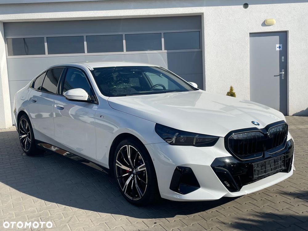 BMW Seria 5 520d xDrive - 2