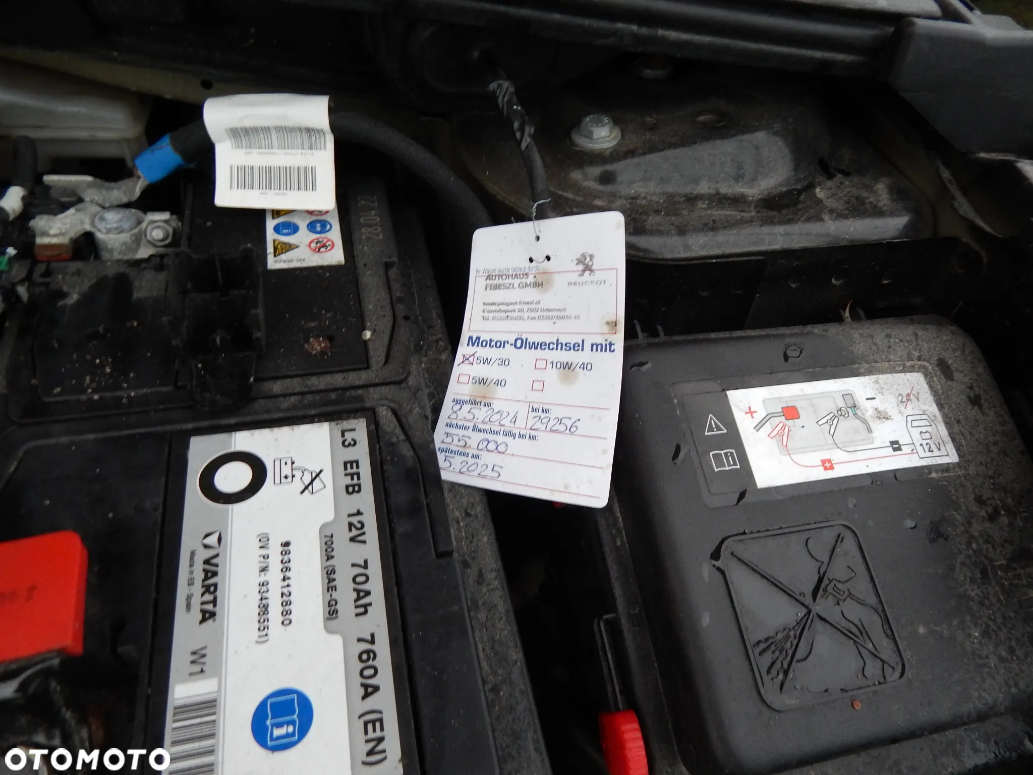 Peugeot 208 - 18