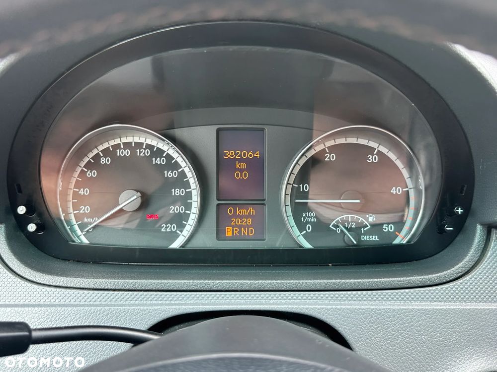 Mercedes-Benz Vito - 20