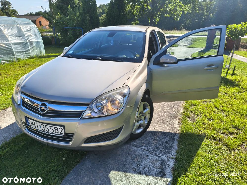 Opel Astra 1.6 Elegance - 1