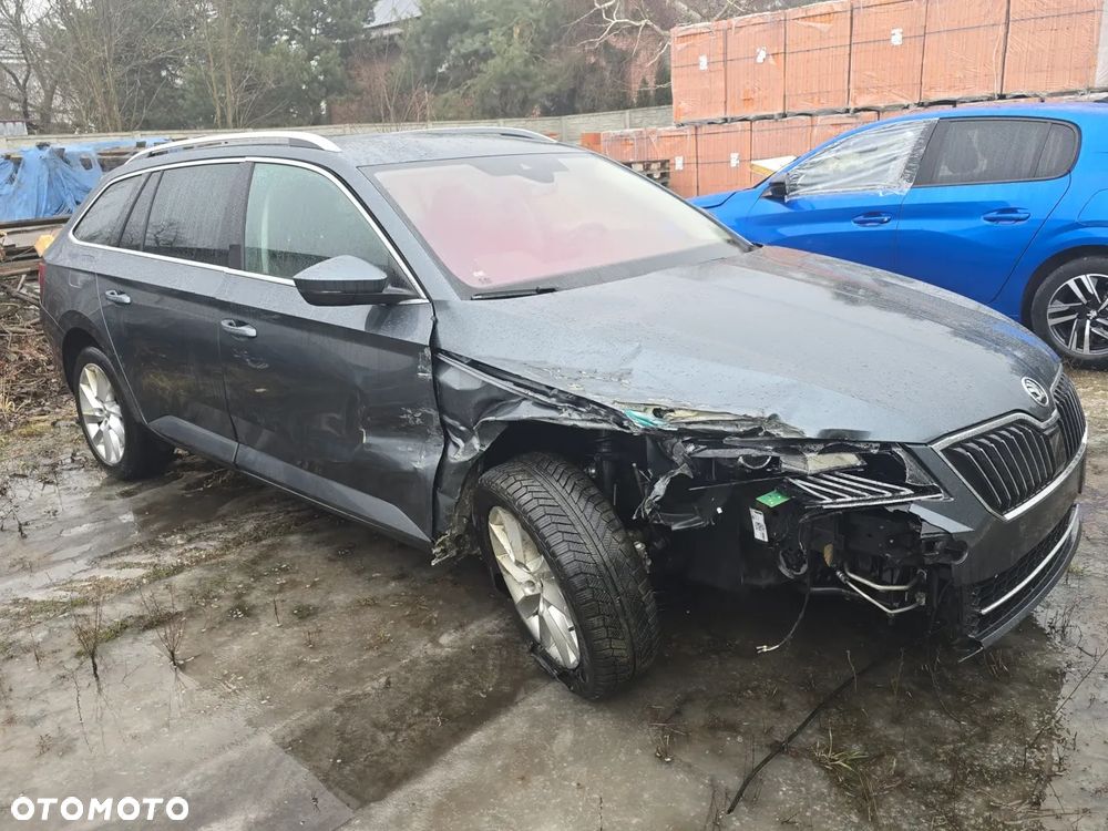 Skoda Superb 2.0 TDI DSG Style - 20