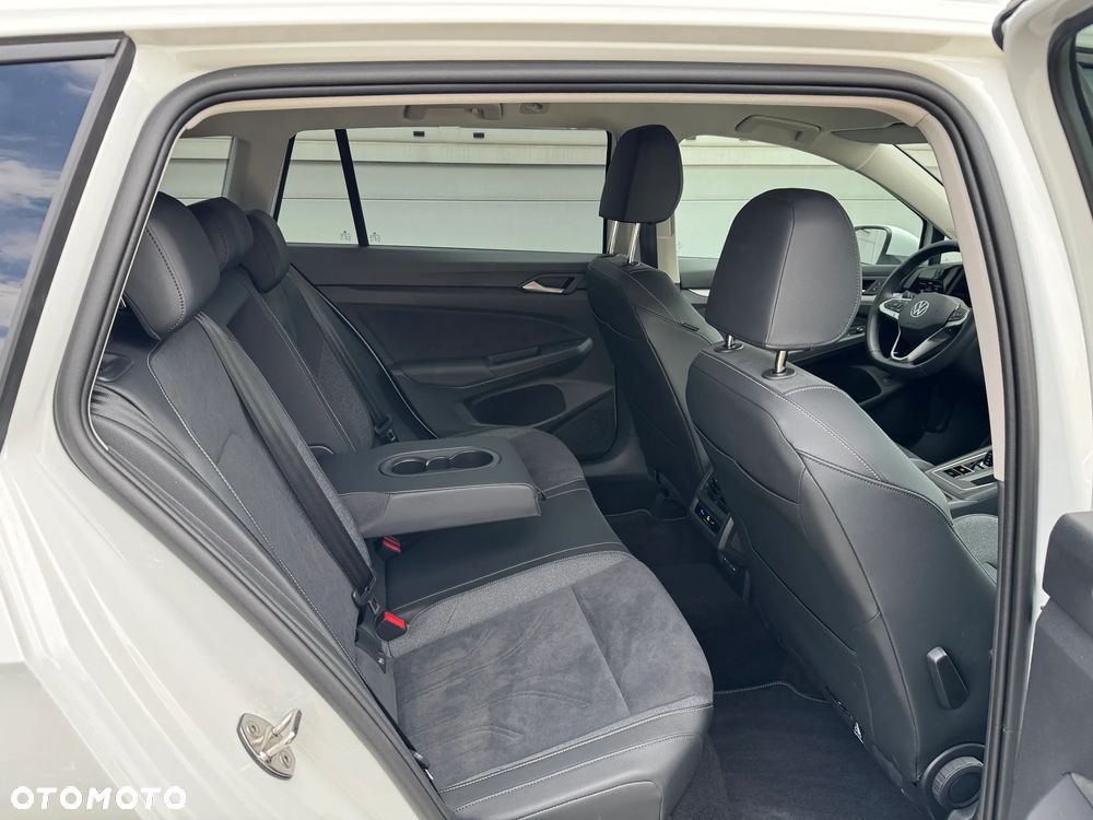 Volkswagen Golf 1.5 eTSI EVO Life DSG - 18