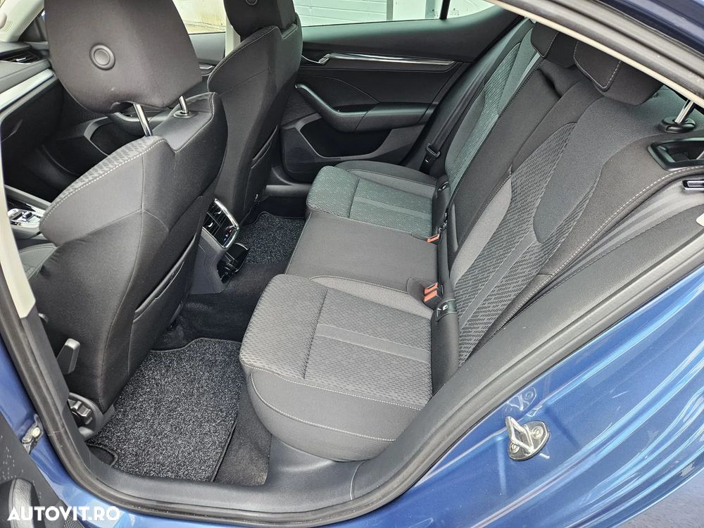 Skoda Octavia - 8