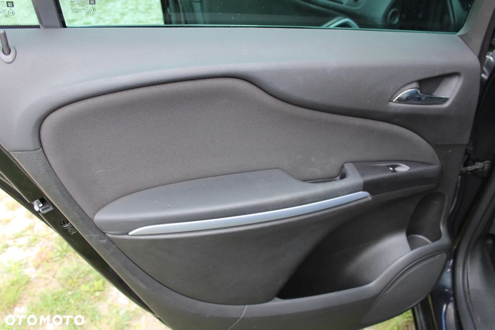 Opel Zafira 1.4 Turbo Edition - 15