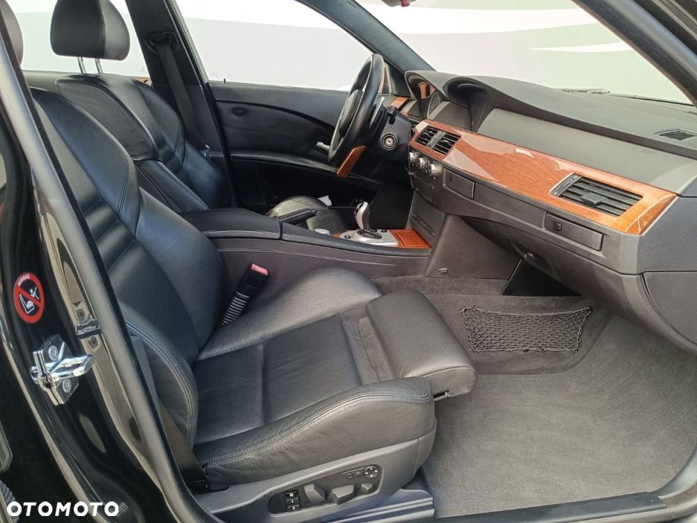 BMW M5 Standard - 27