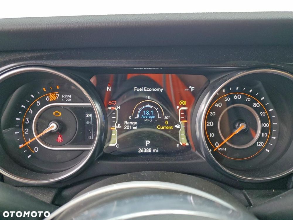 Jeep Wrangler Unlimited 3.6 Automatik Sahara - 12