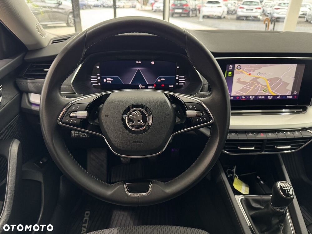 Skoda Octavia 1.5 TSI ACT Style - 15