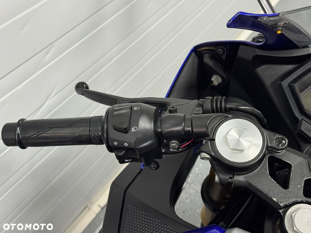 Yamaha R125 - 12