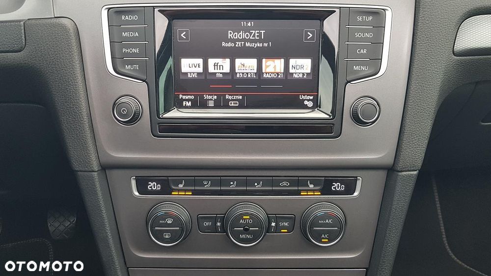 Volkswagen Golf Variant 2.0 TDI BlueMotion Technology Lounge - 35