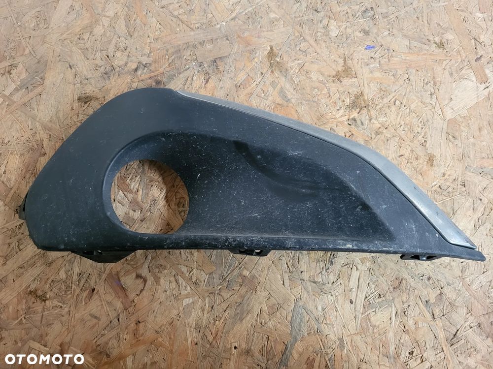 Kratka zderzaka przednia prawa Peugeot 208 Lift - 1