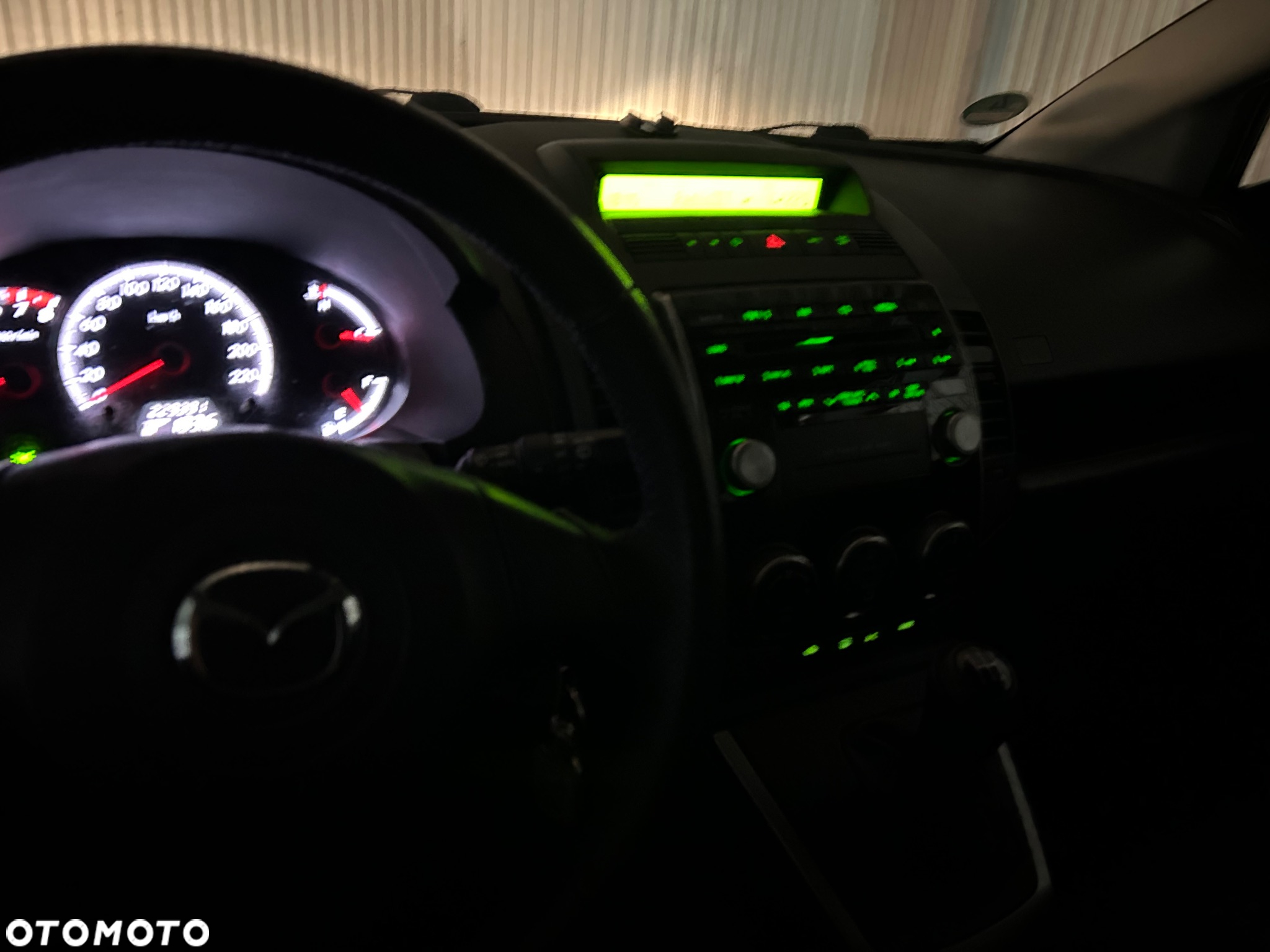 Mazda 5 - 22