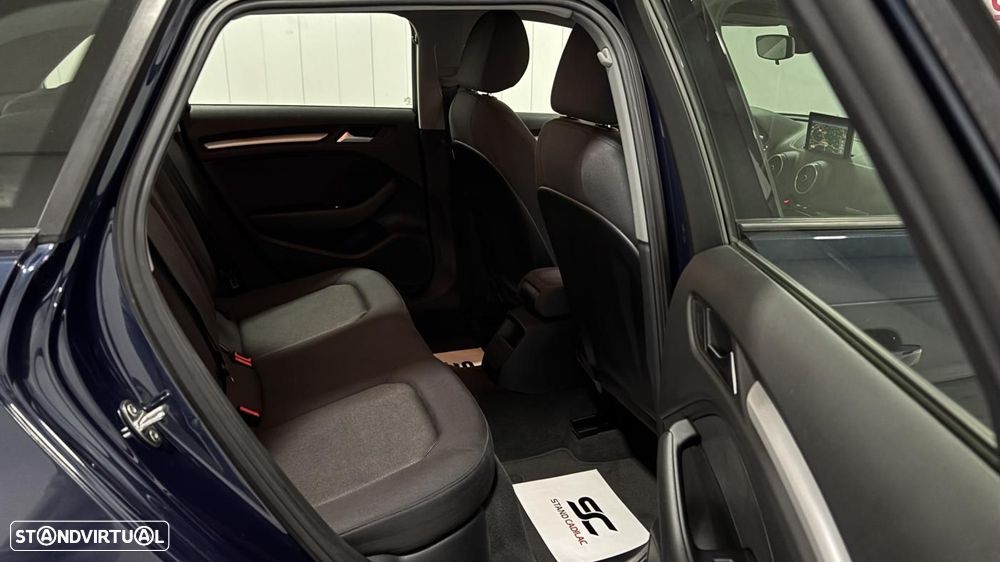 Audi A3 Sportback 30 TDI Sport - 9