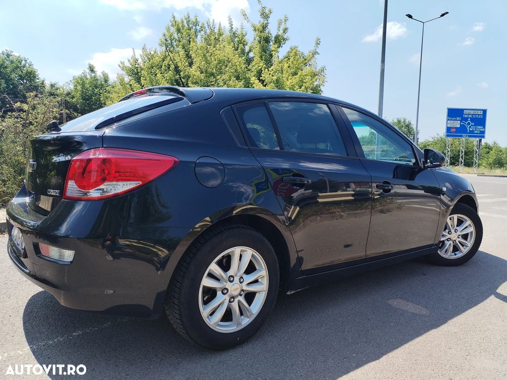 Chevrolet Cruze 1.7 DOHC LT+ - 6