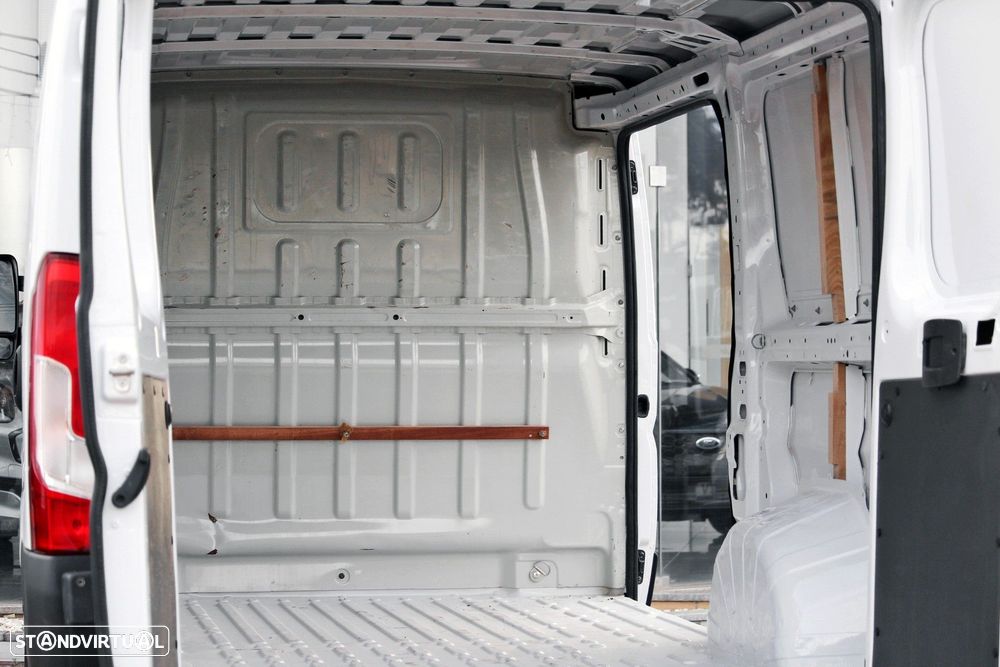 Peugeot Boxer 2.2 BlueHDi 333 L2 CD - 11