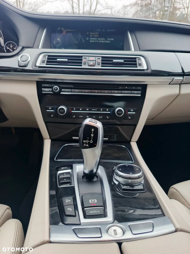 BMW Seria 7 740d xDrive Edition Exclusive - 19