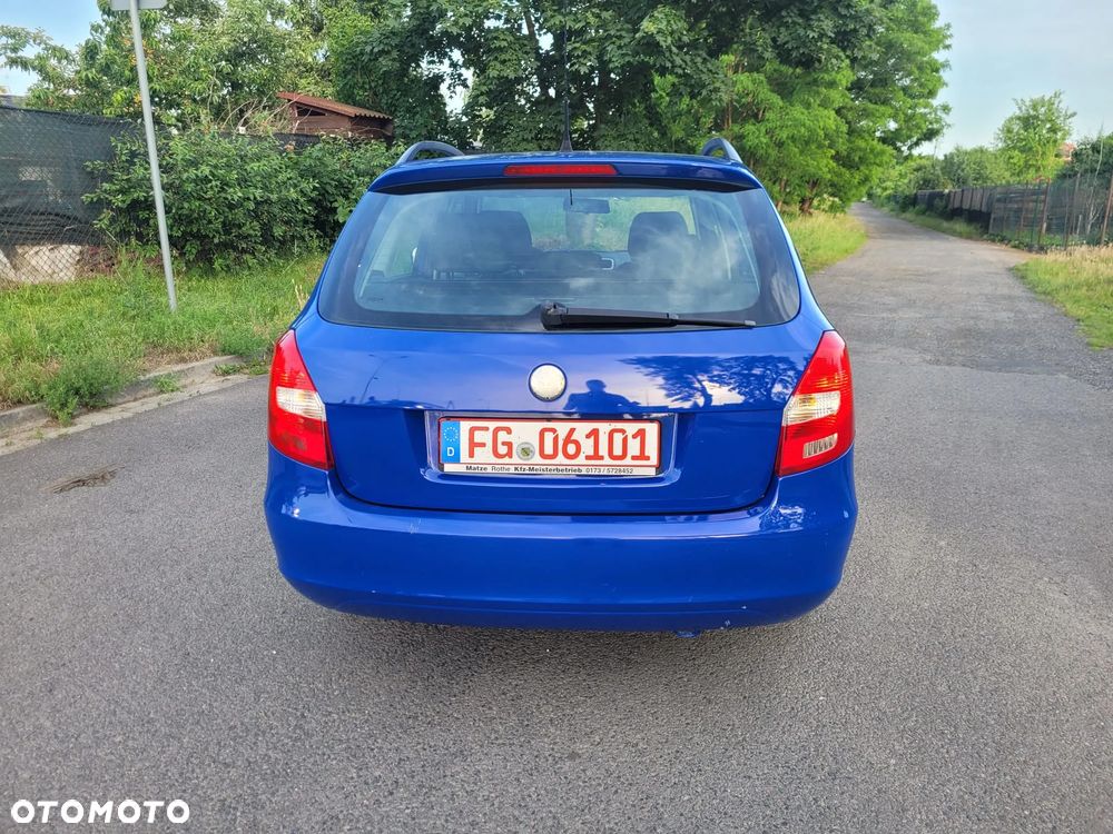 Skoda Fabia 1.4 16V STYLE Edition - 5