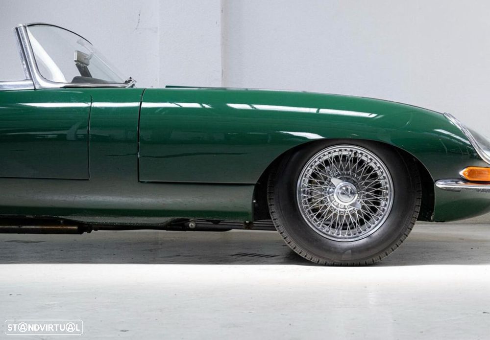 Jaguar E-Type - 3