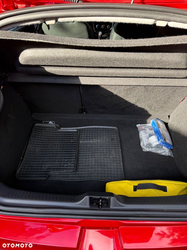 Renault Clio 1.2 16V Zen - 24