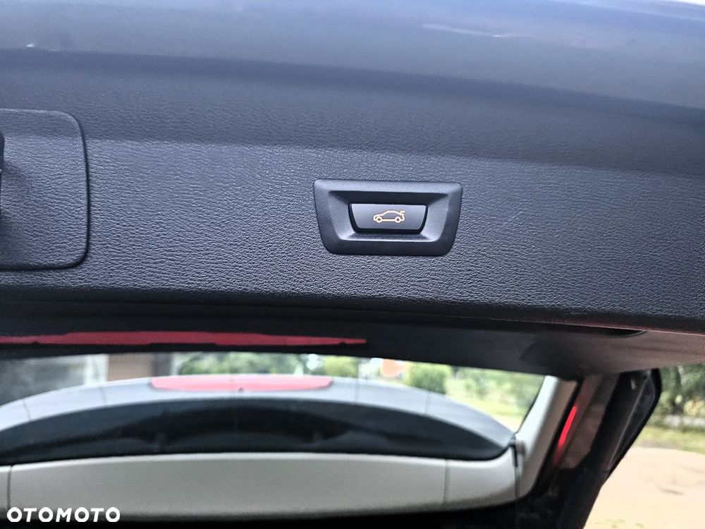 BMW X1 sDrive18d Advantage - 8