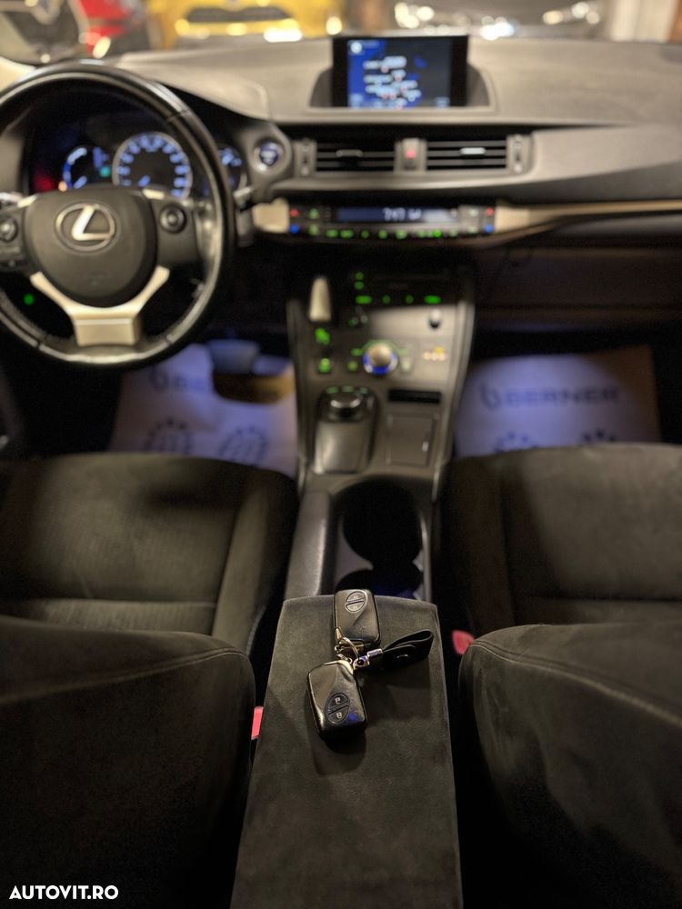 Lexus CT Limited Edition - 18