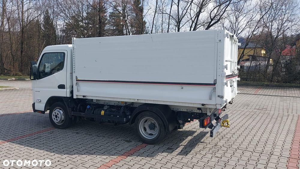 Mitsubishi FUSO CANTER - 7