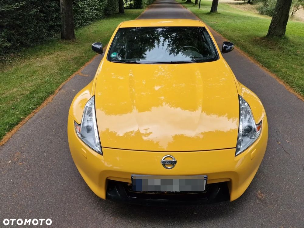 Nissan 370 Z Pack - 2
