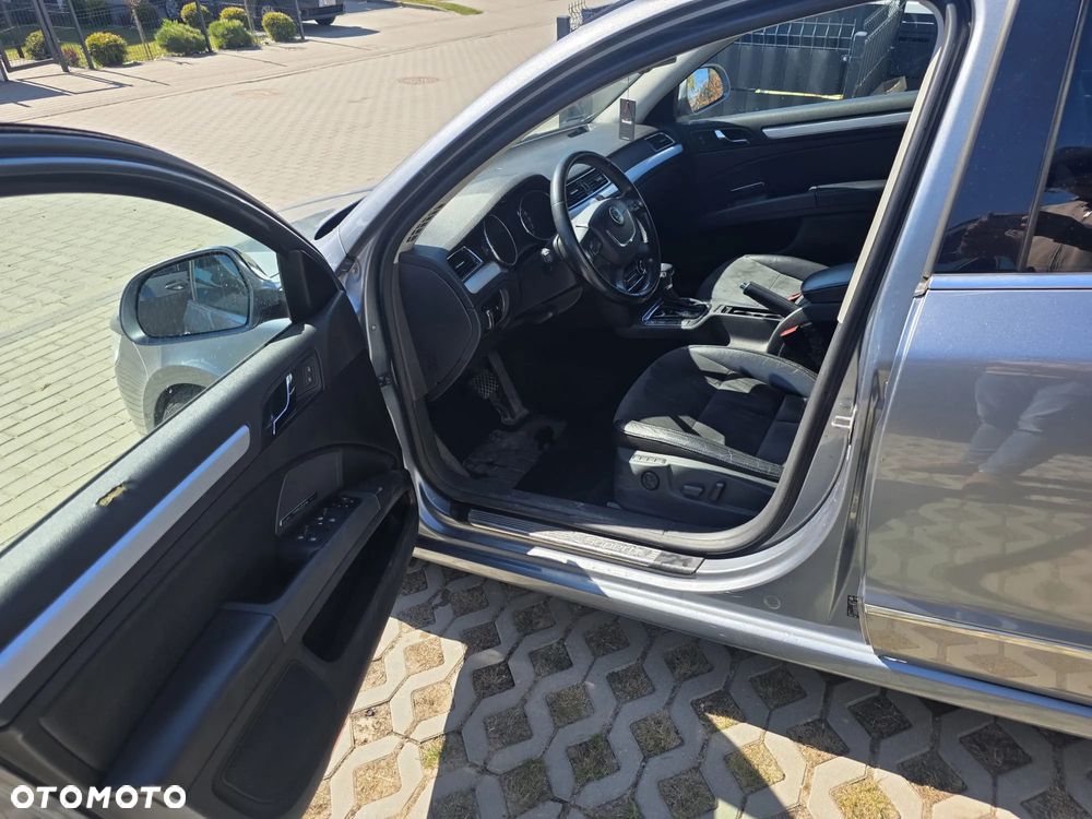 Skoda Superb 3.6 FSI 4x4 Platinum DSG - 7