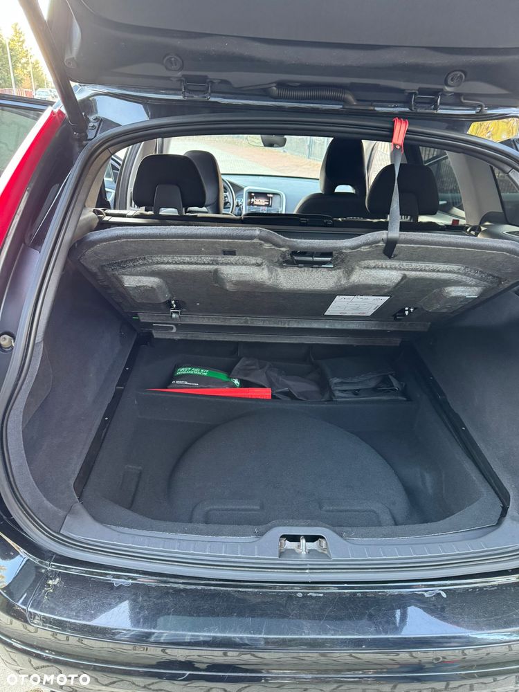 Volvo XC 60 D3 Drive-E Momentum - 15